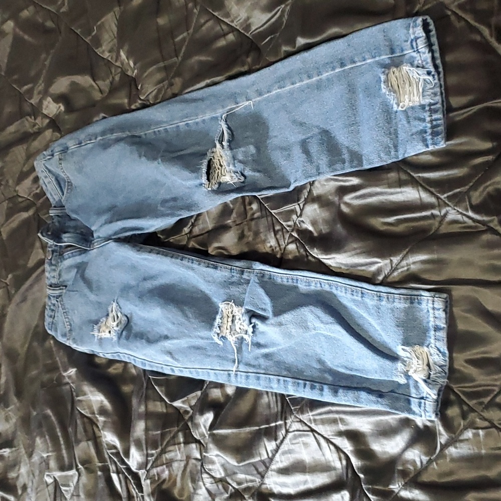 Kids ripped denim jeans